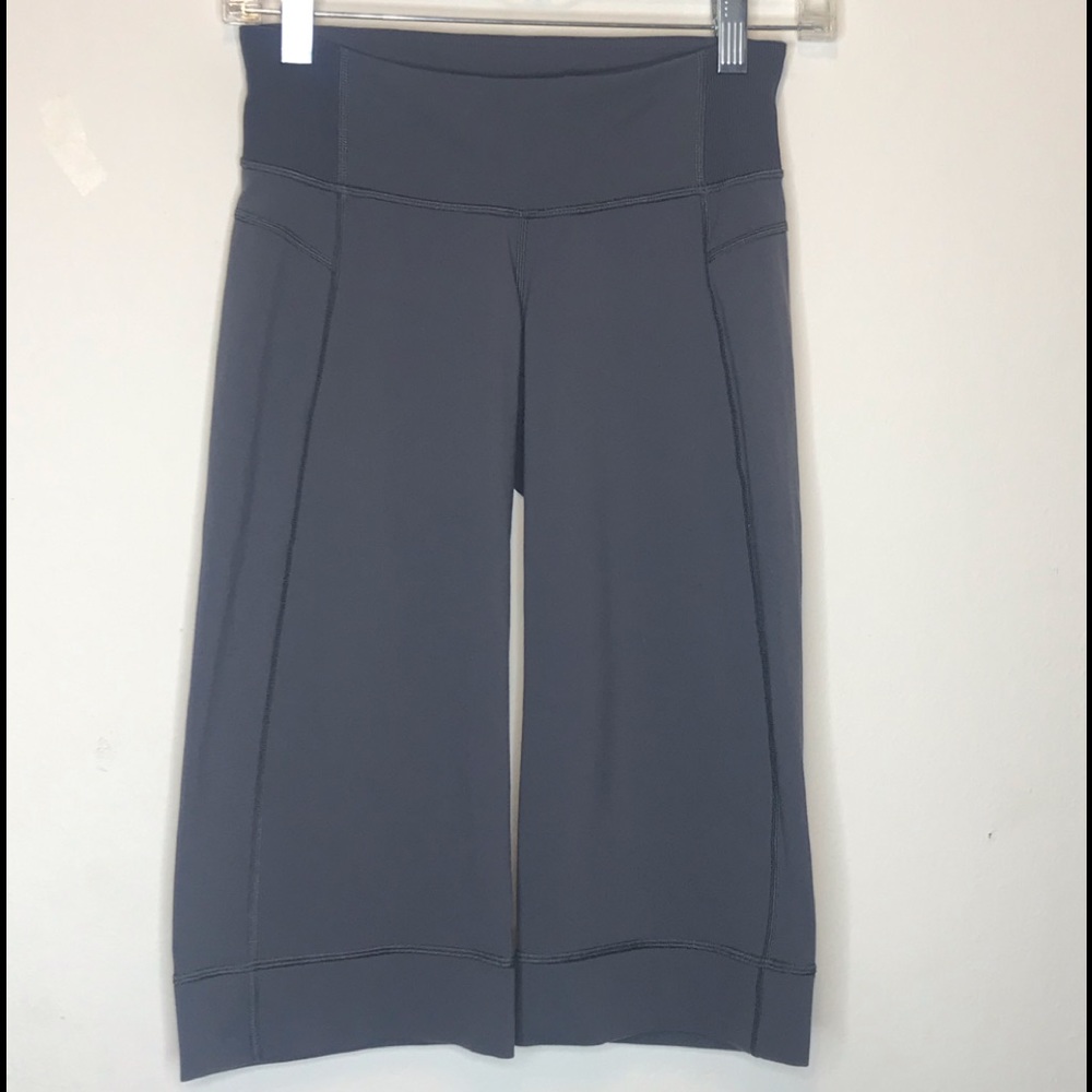 Lululemon Gray Groove Crop Pants Leggings